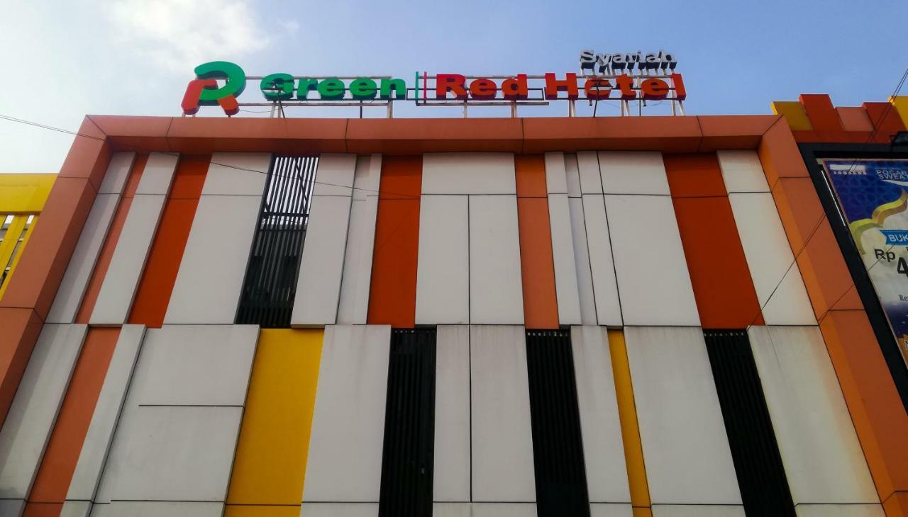 Front One Inn Syariah Jombang Екстериор снимка